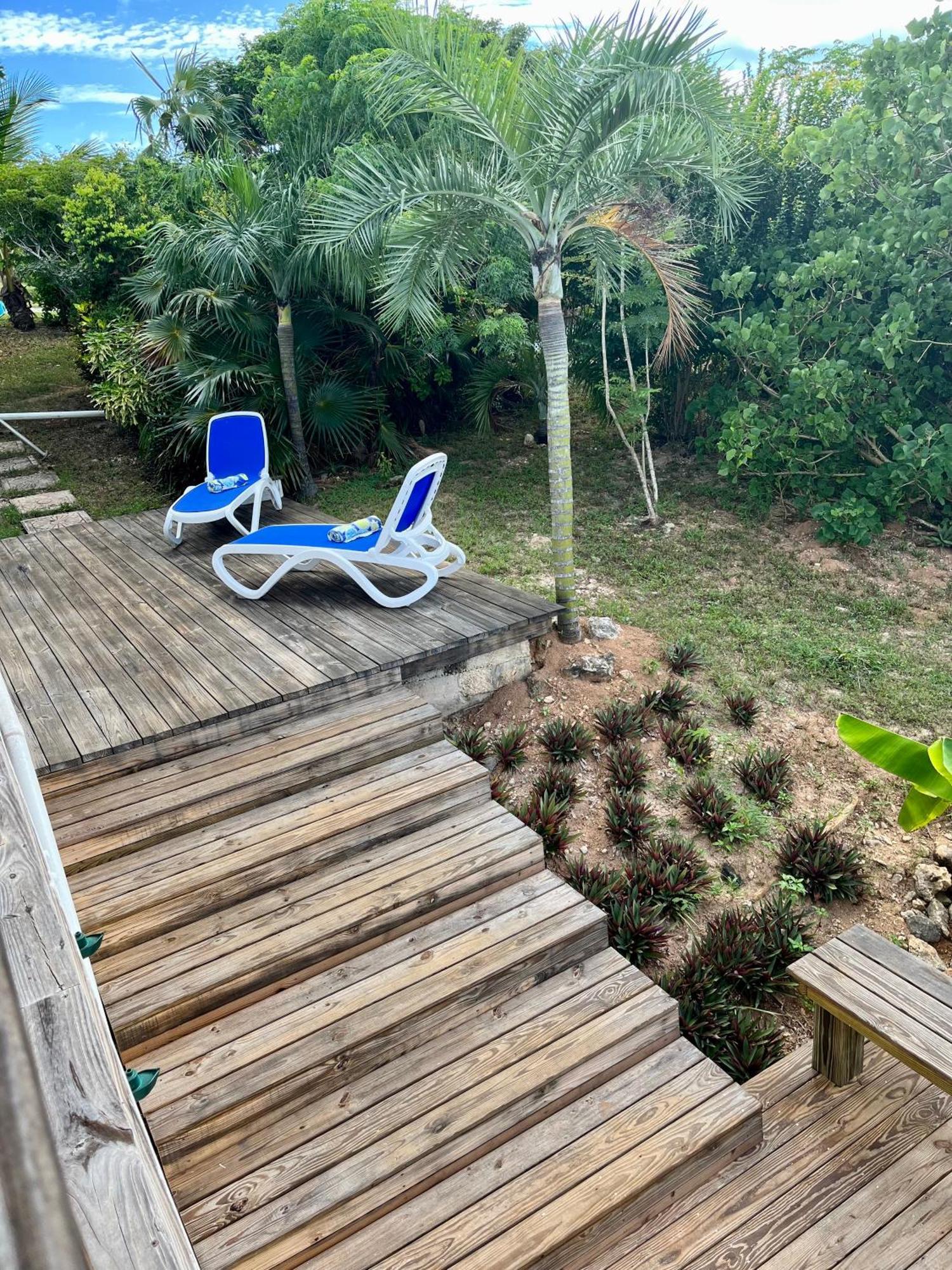 House Of Blue At Turtle Cove Long Island Bahamas Villa Exterior photo